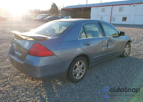 2007 Honda Accord Se z USA, uszkodzony, nr VIN 1HGCM563X7A086228